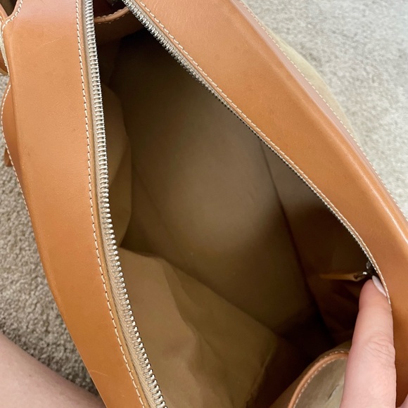 Tod’s Vintage Tan leather suede handbag - Picture 8 of 16